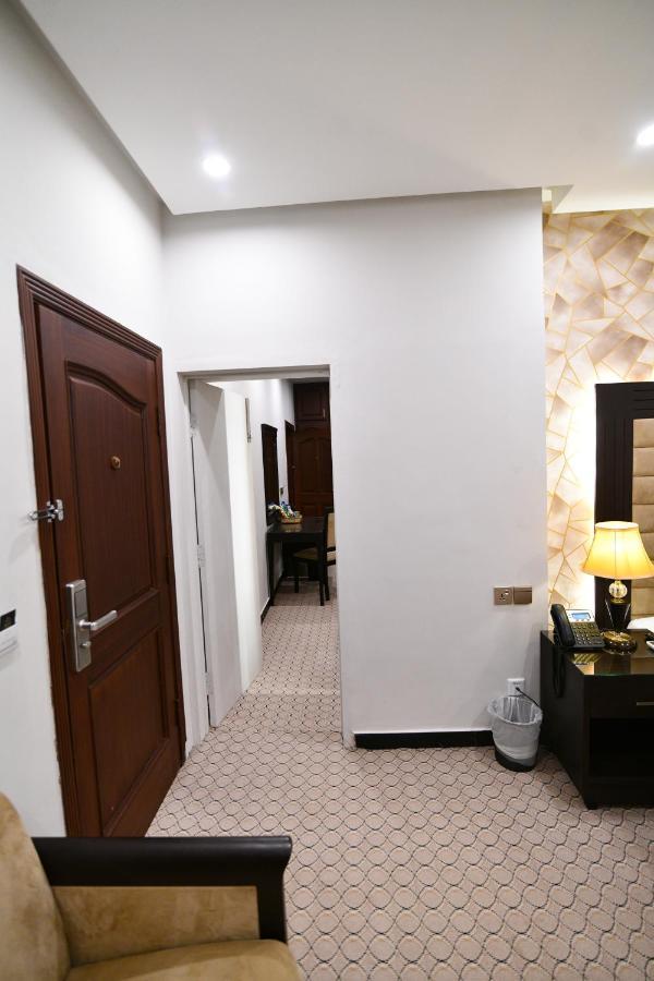 Royal Regency Hotel Islamabad Esterno foto